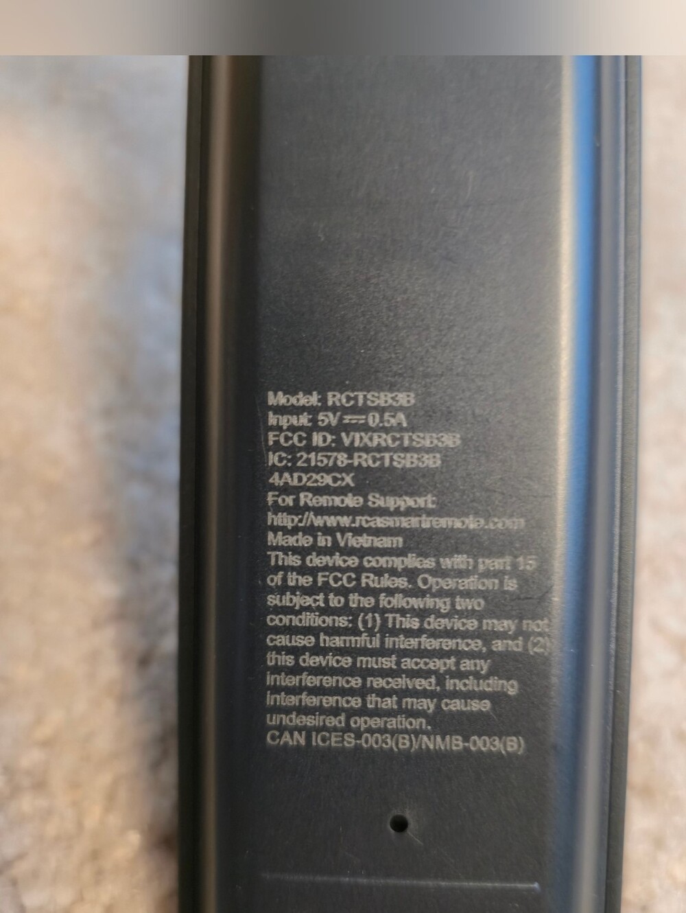 RCA RCTSB3B 3-Device Bluetooth Rechargeable Streaming Remote Control - Picture 4 of 4